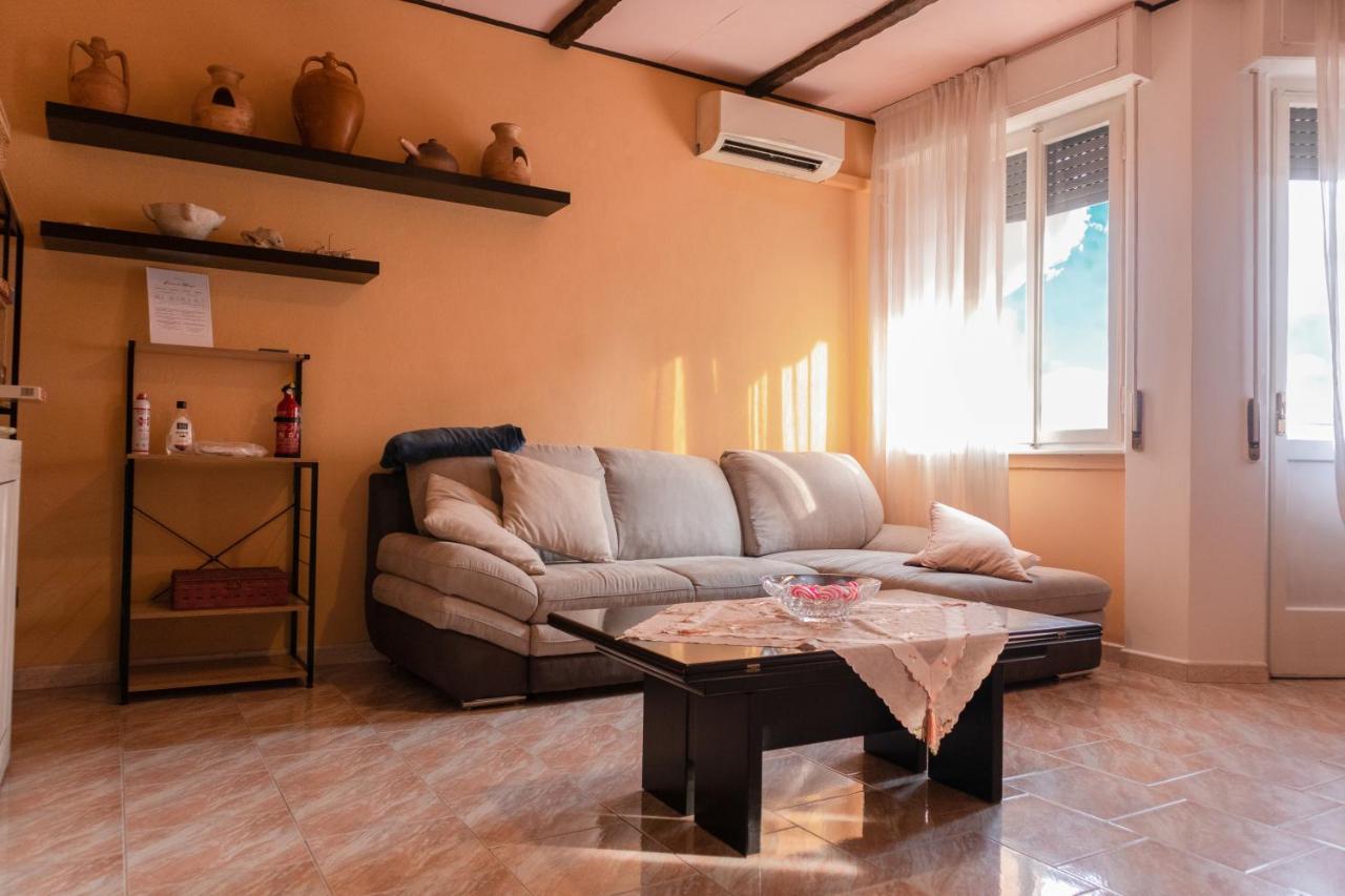 Apartamento Terra Di Mezzo Castellanza Exterior foto