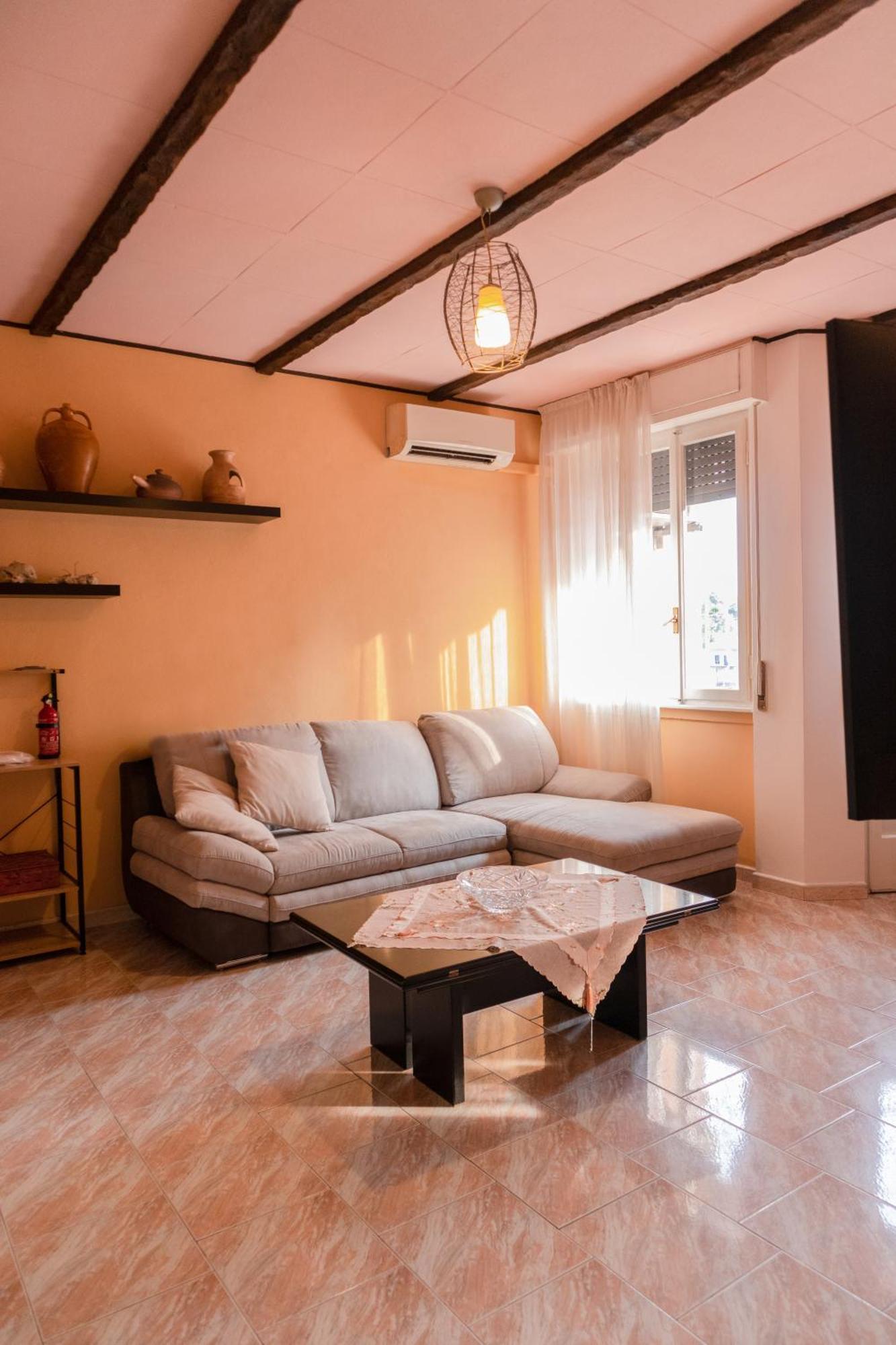 Apartamento Terra Di Mezzo Castellanza Exterior foto